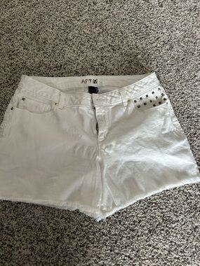 Apt. 9 White Denim Shorts with Gold Studs